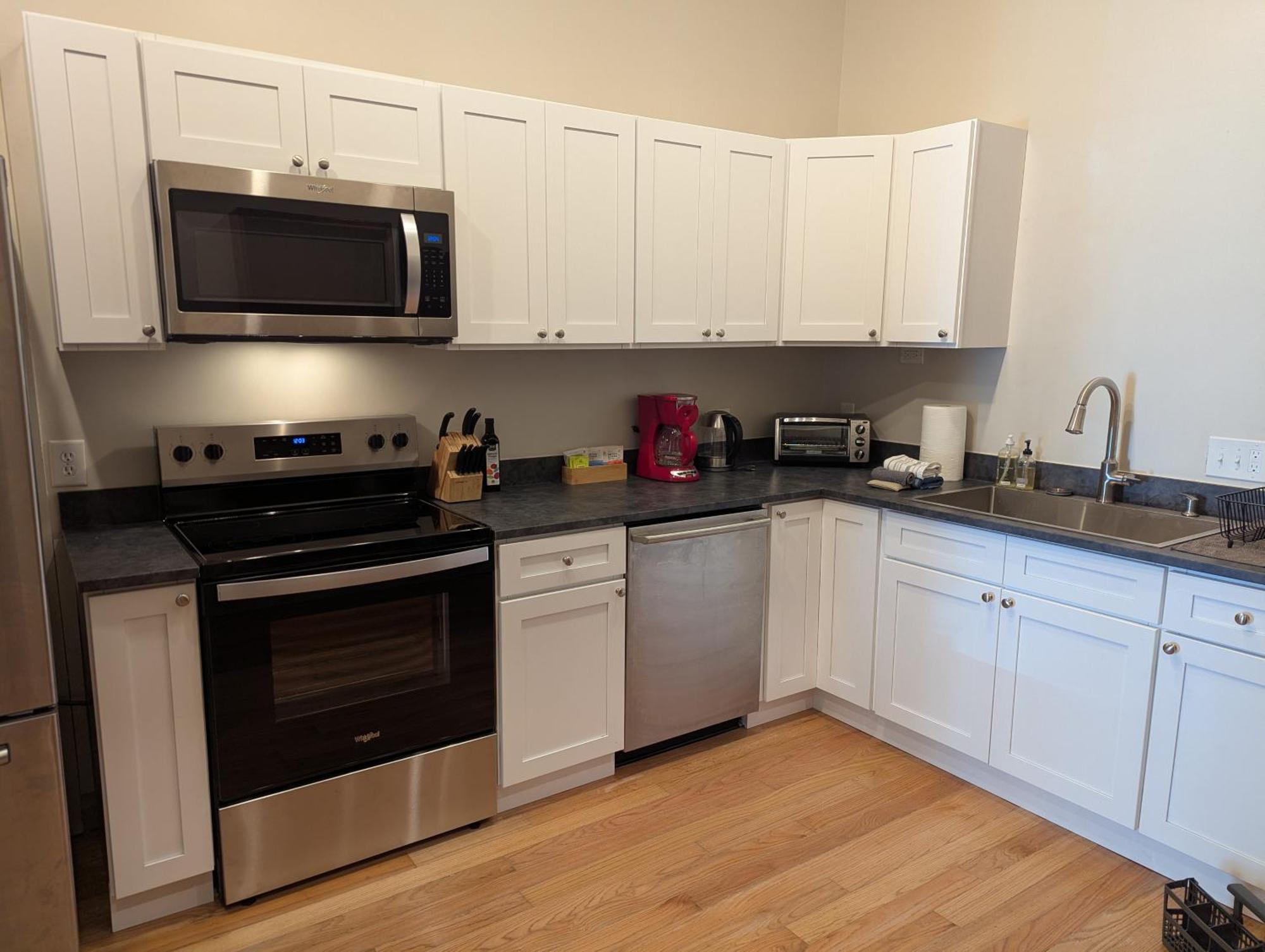 Refresh 3Br Apt New Kitchen! Downtown Durham megye  Kültér fotó
